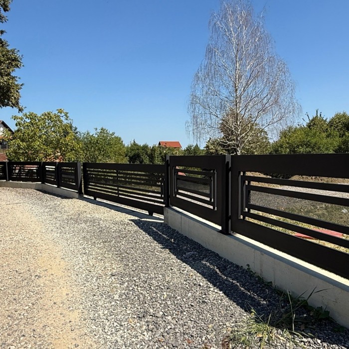 Dvorišna ograda od čelika