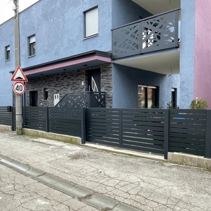 čelična dvorišna ograda