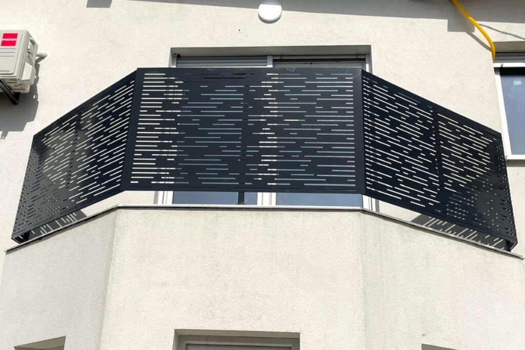 balkonska ograda pocinčani lim